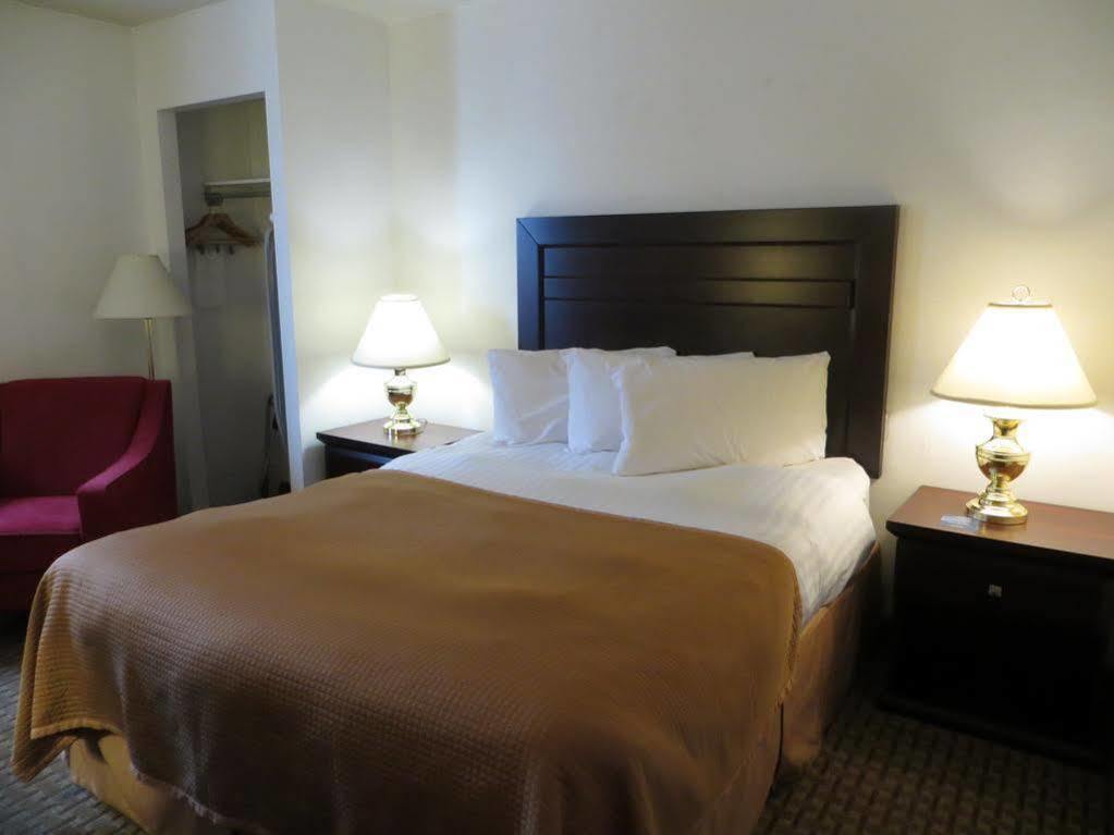 רד דיר Ba Hotel מראה חיצוני תמונה